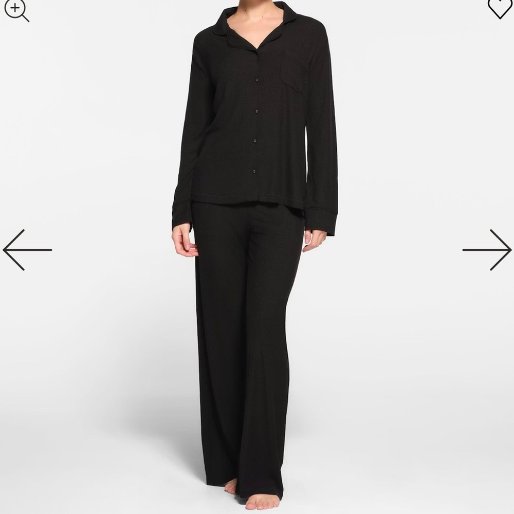 Skims pajama set